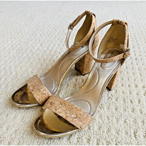 Bandolino Angeli Faux Cork Strappy High Heel Sandals Dressy Tan Metallic US 7.5M